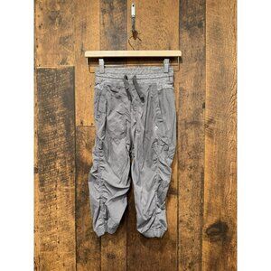 Ivivva By Lululemon Here To Move Jogger Crop Grey Size 10